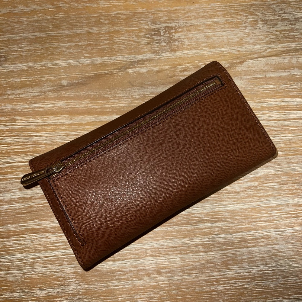 Michael Kors Wallet - Picture 3 of 8